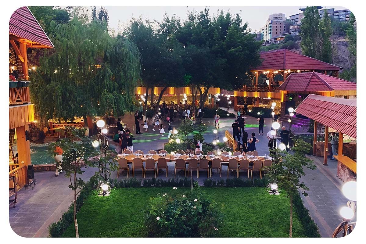 رستوران پروانه ارمنی